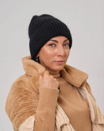Donna.Iva.46